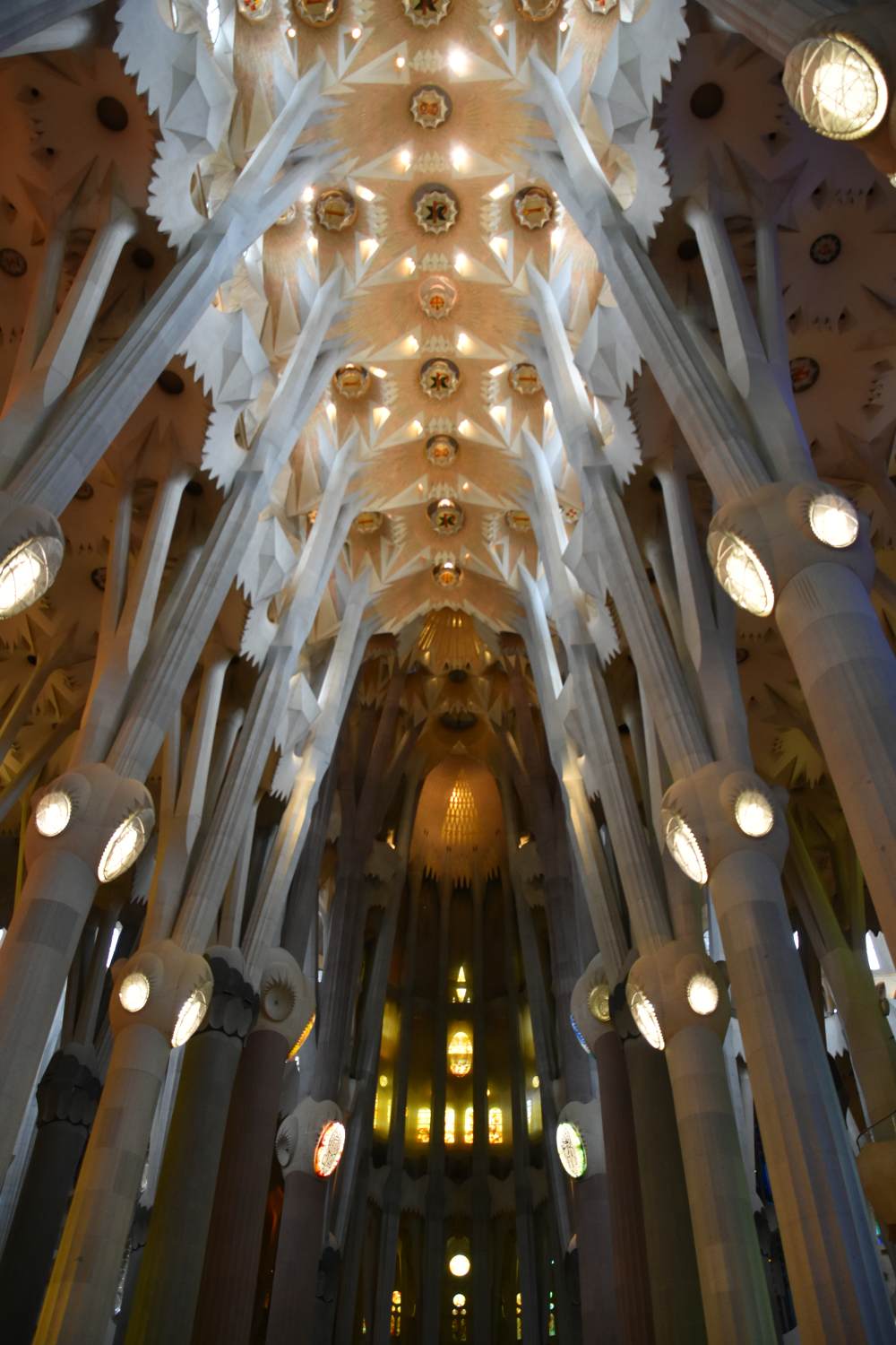 La Sagrada Familia: interior by GAUDÍ, Antoni