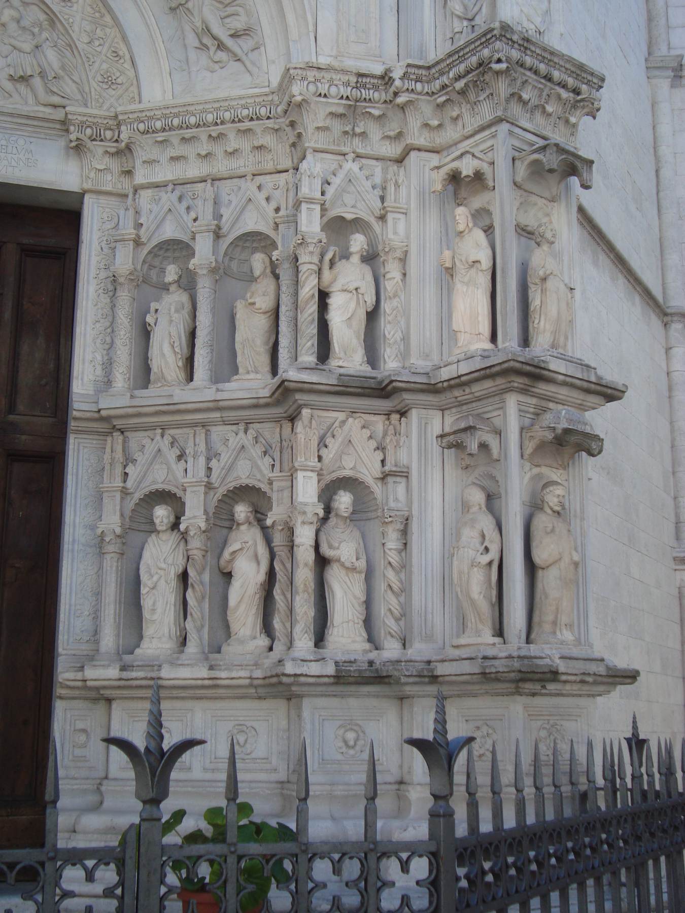 View of the façade (detail) by DALMATA, Giovanni