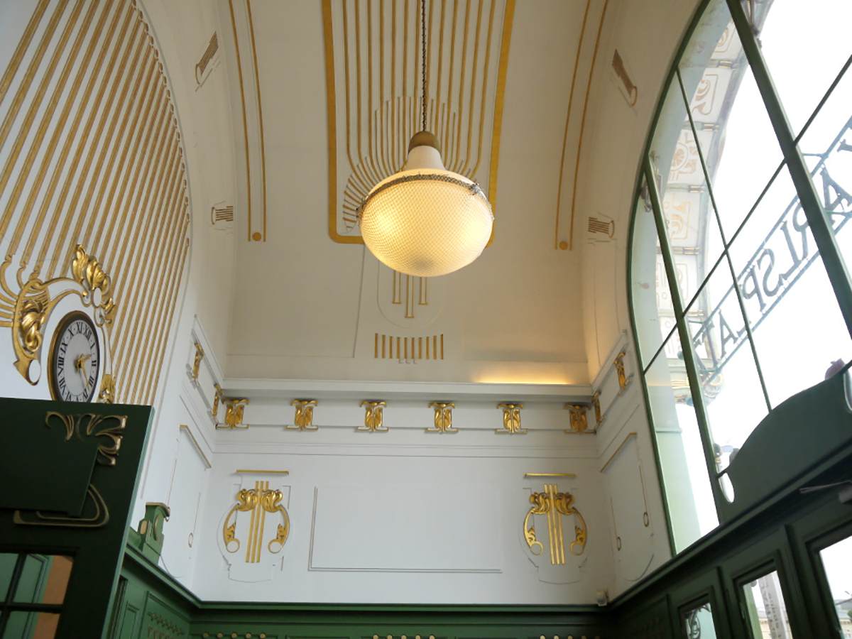 Stadtbahn Station (detail of the interior) by