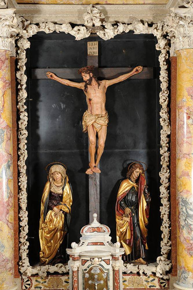 Crucifix with figures by FREI, Sisto