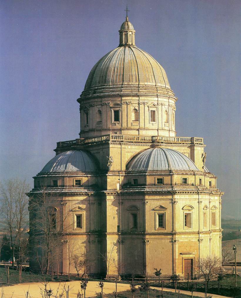 Exterior view by COLA DA CAPRAROLA