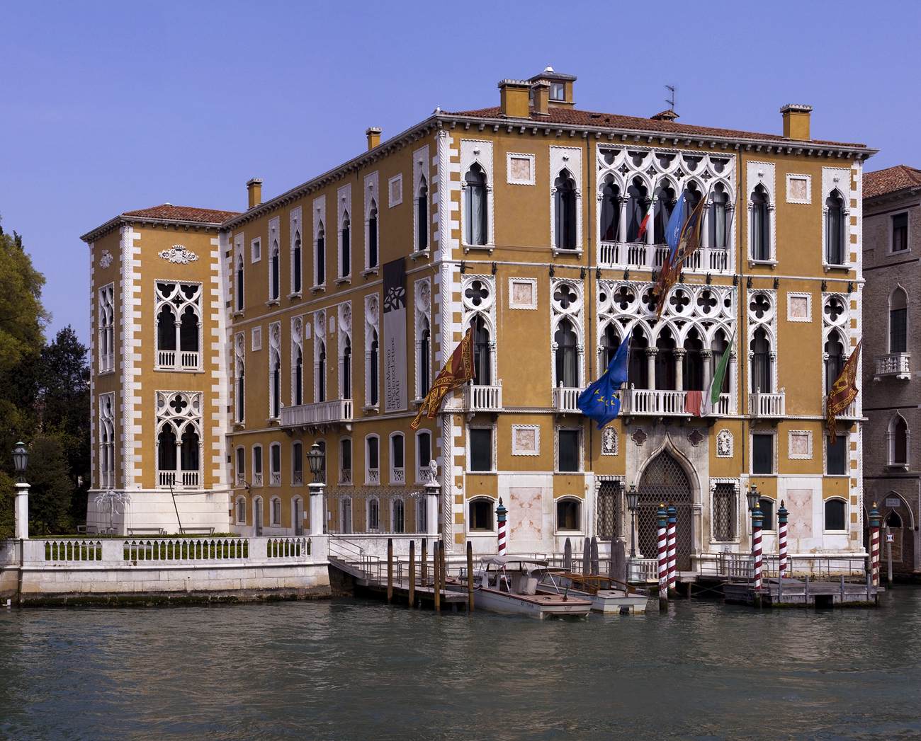 Palazzo Cavalli Franchetti: Façade by BOITO, Camillo