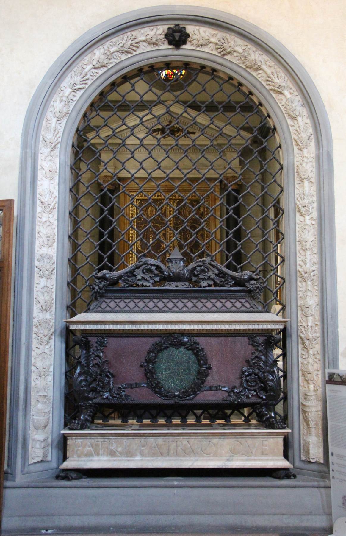 Tomb of Piero and Giovanni de' Medici (interior) by VERROCCHIO, Andrea del