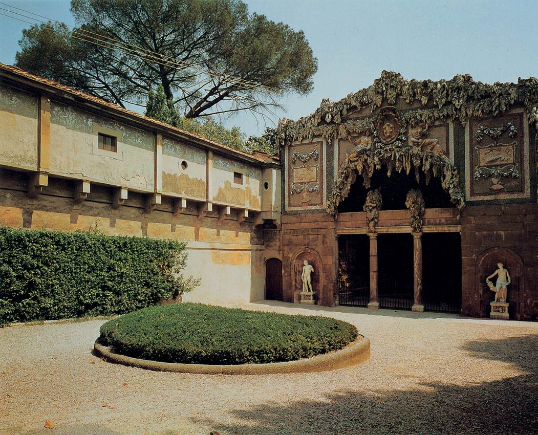 Exterior view of the Grotto by BUONTALENTI, Bernardo