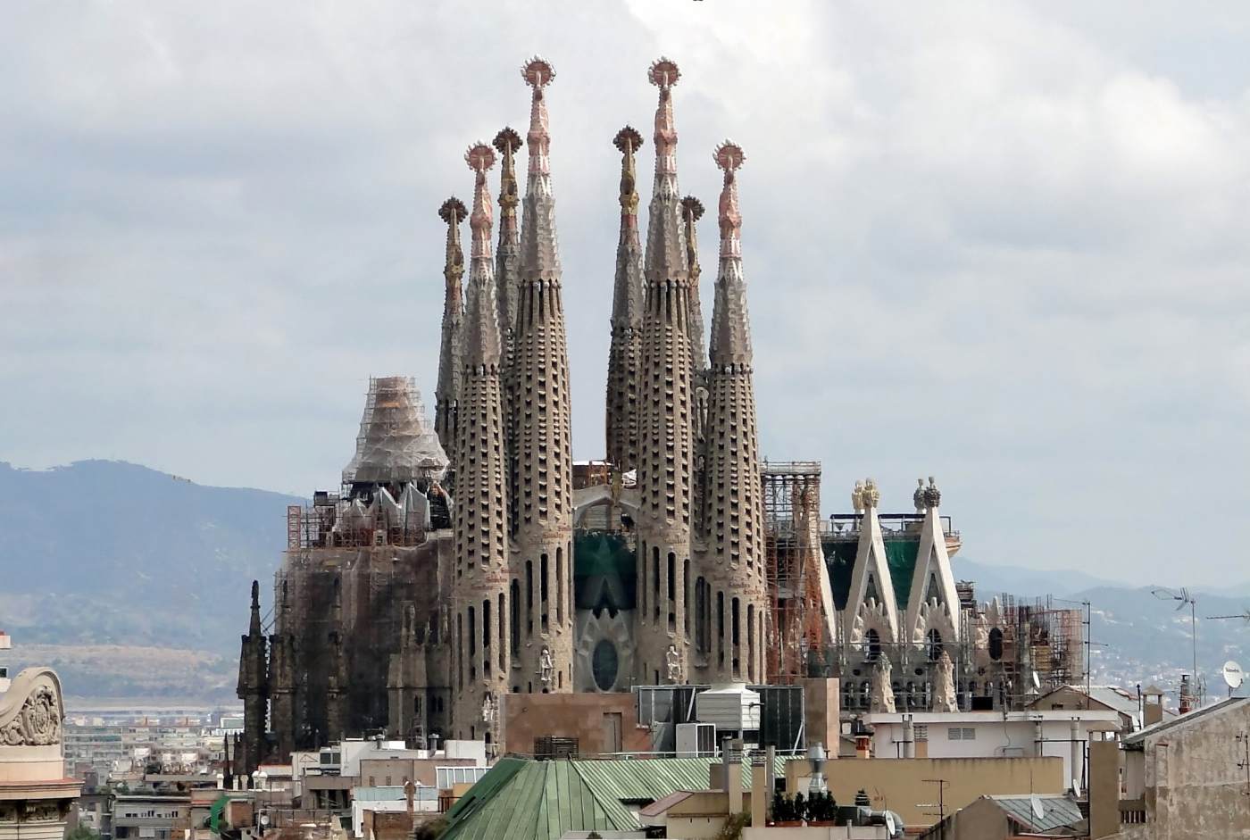 La Sagrada Familia: general view by