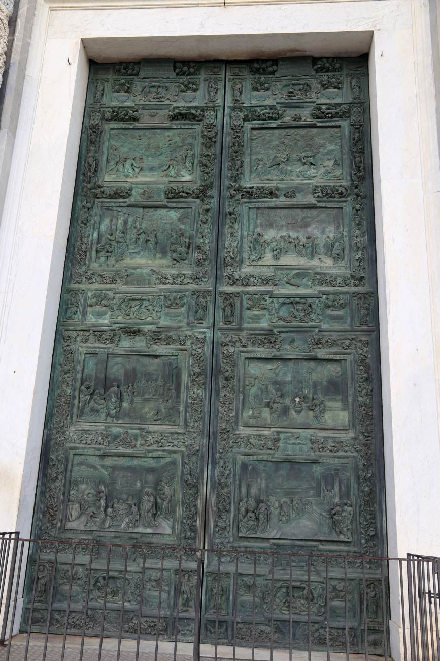 Bronze doors by CACCINI, Giovanni Battista