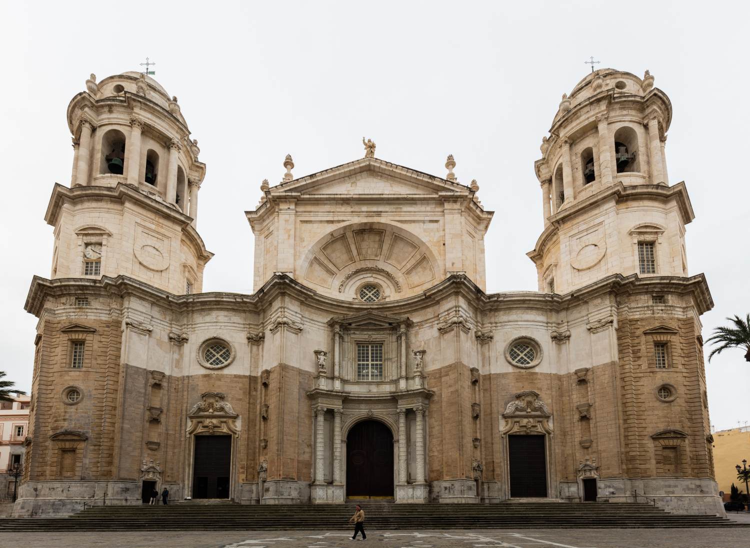 Exterior view by ACERO Y AREBO, Vicente