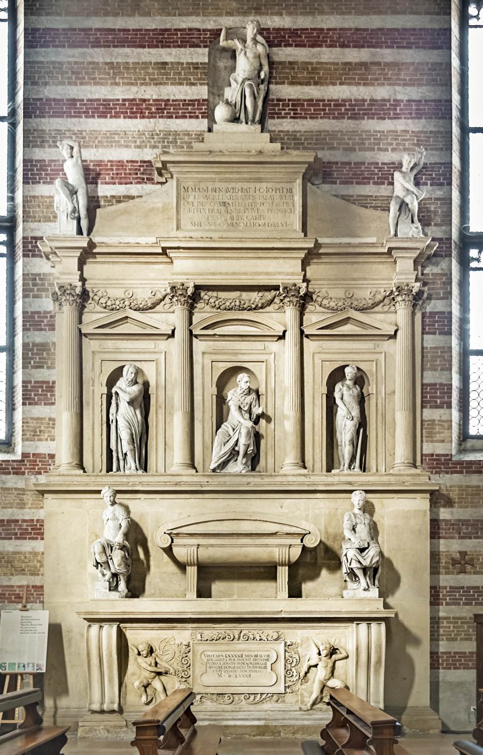 Mausoleum of Marco Mantova Benavides by AMMANATI, Bartolomeo