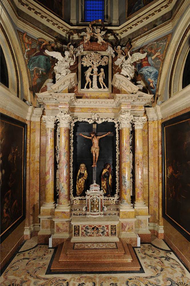 View of the Crucifix Chapel by FREI, Sisto