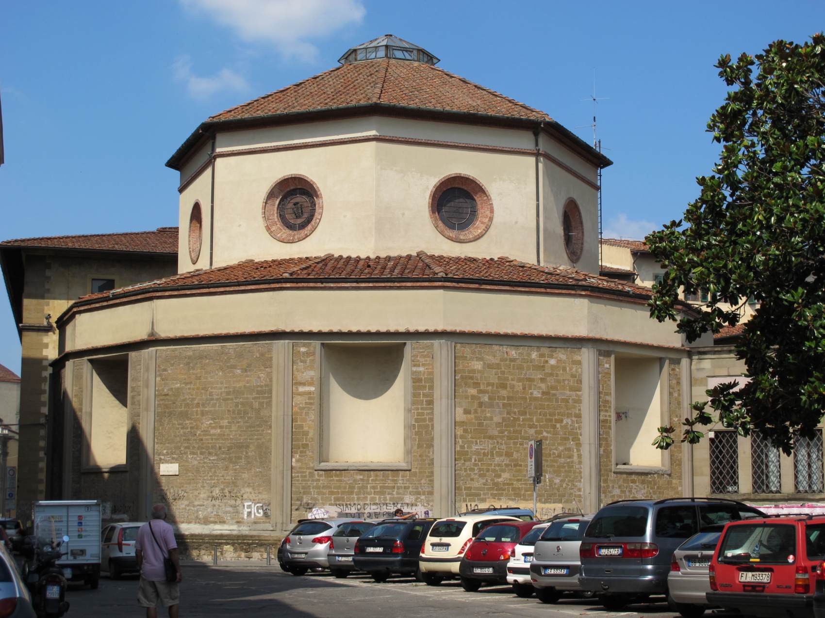 Exterior view by BRUNELLESCHI, Filippo