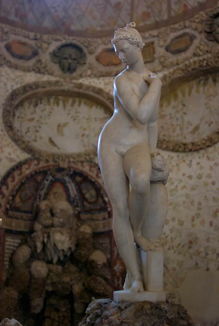 Venus by GIAMBOLOGNA