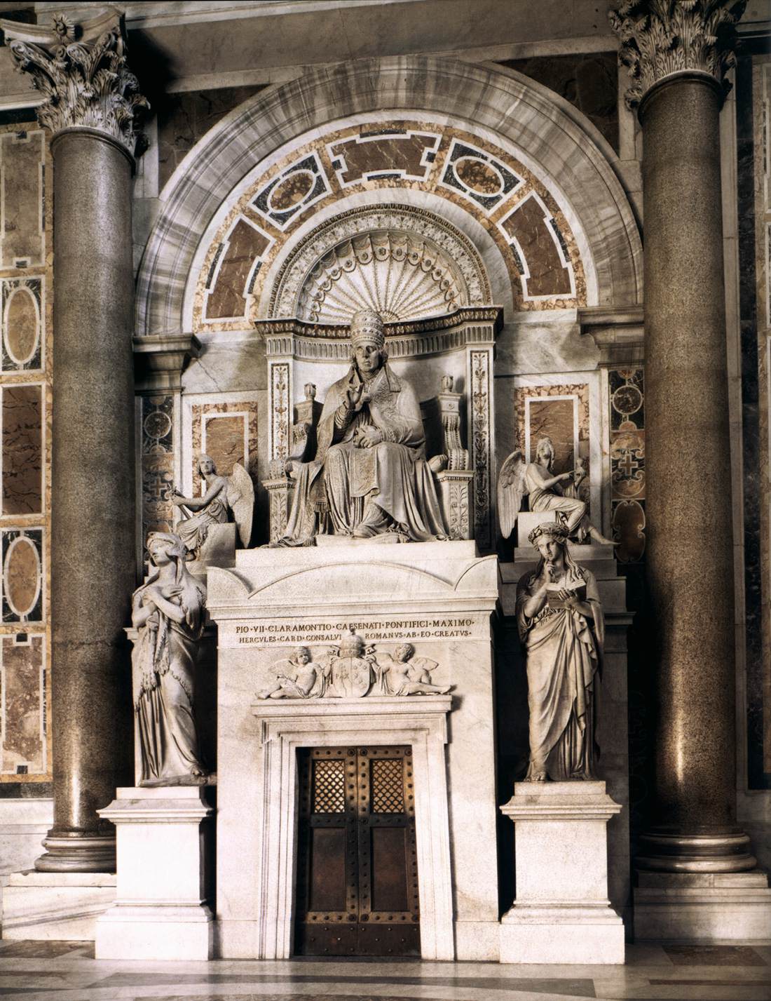 Tomb of Pius VII by