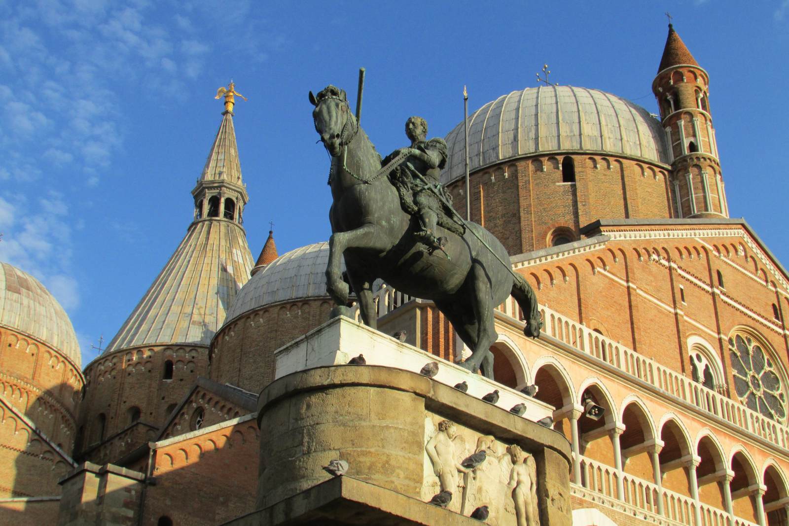 Equestrian Statue of Gattamelata by DONATELLO