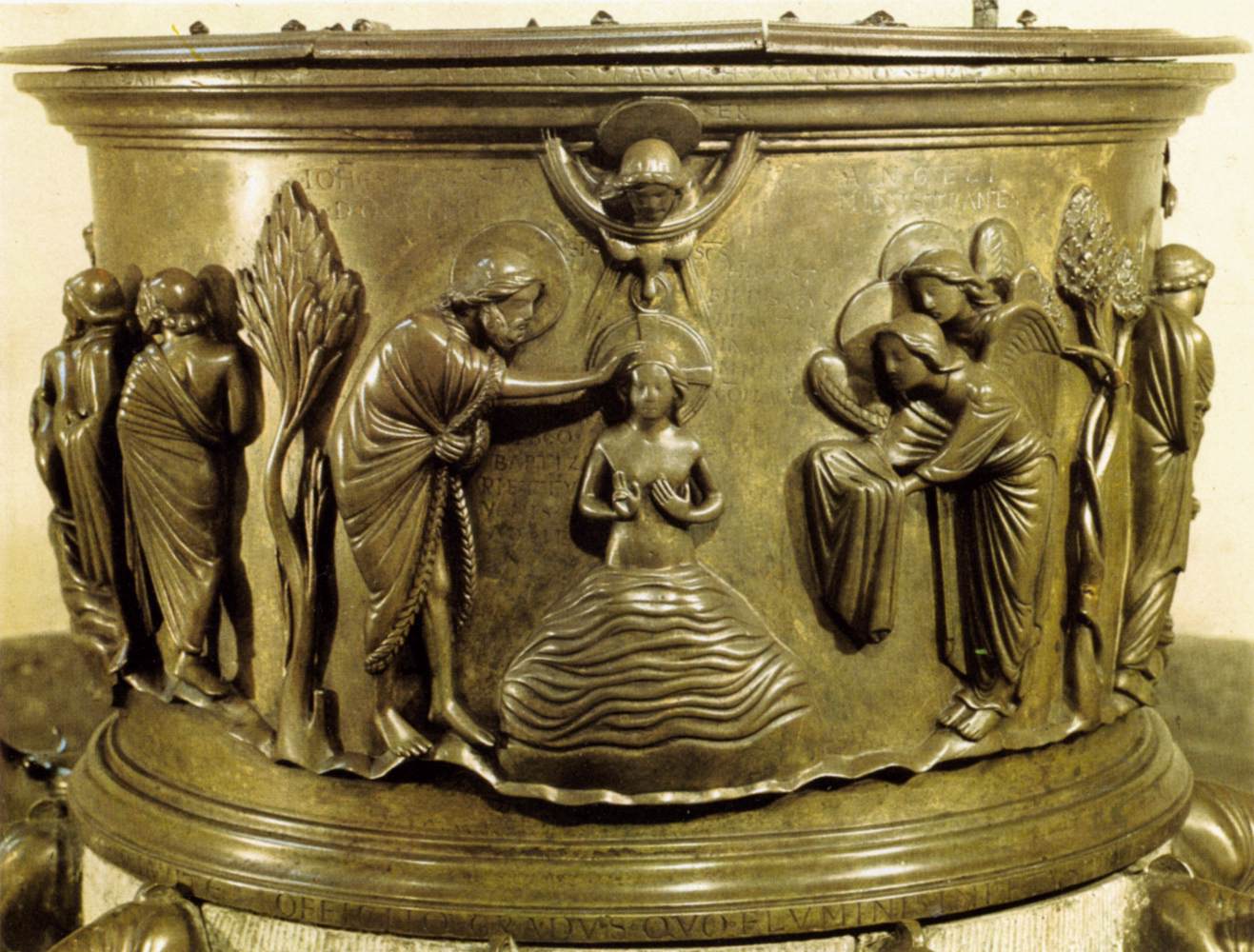 Baptismal font by REINER DE HUY