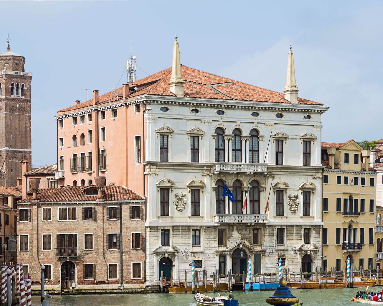 Palazzo Balbi: Façade by