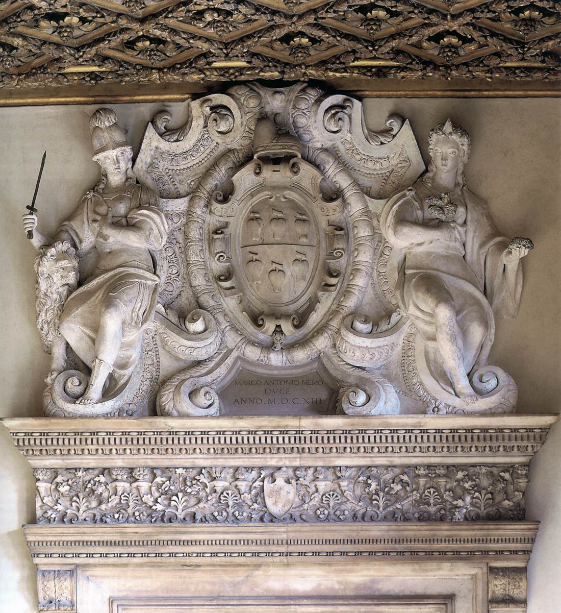 Crest of Doge Marcantonio Memmo by ANGOLO DEL MORO, Giulio dell'