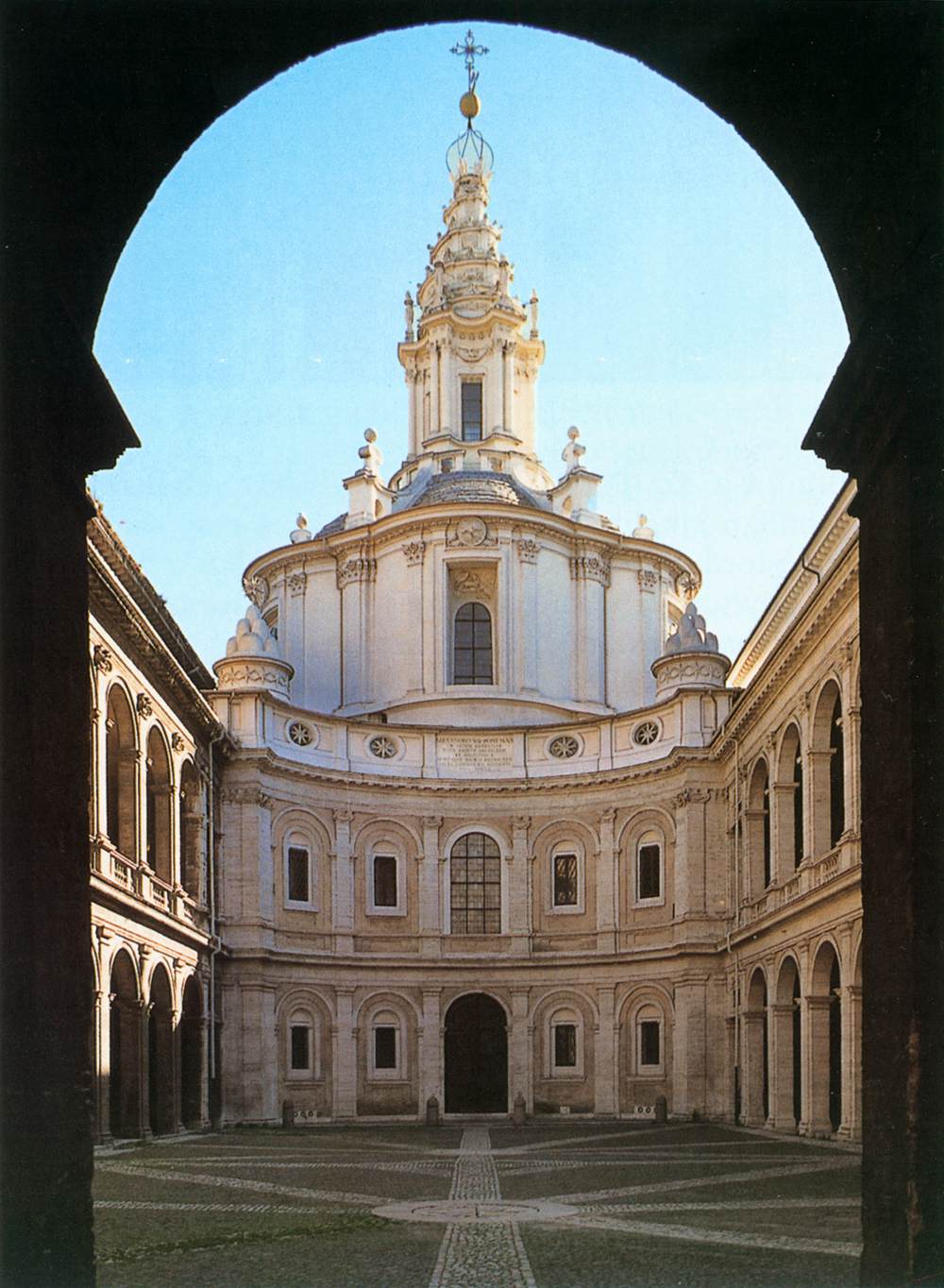 Courtyard and façade by BORROMINI, Francesco