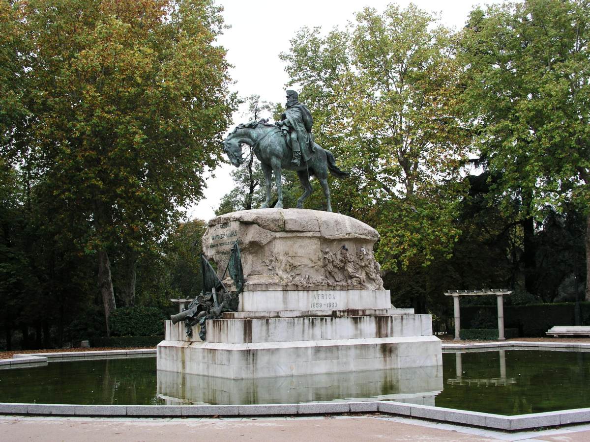 Monument to General Arsenio Martínez-Campos by BENLLIURE, Mariano