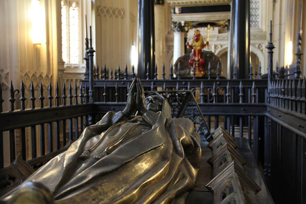 Tomb of Margaret Beaufort by TORRIGIANO, Pietro