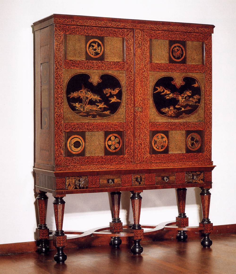 Cabinet by UNKNOWN CABINETMAKER, Dutch