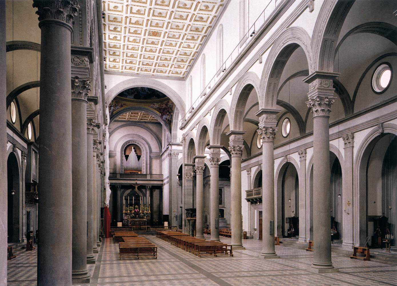 San Lorenzo: View of the nave by BRUNELLESCHI, Filippo