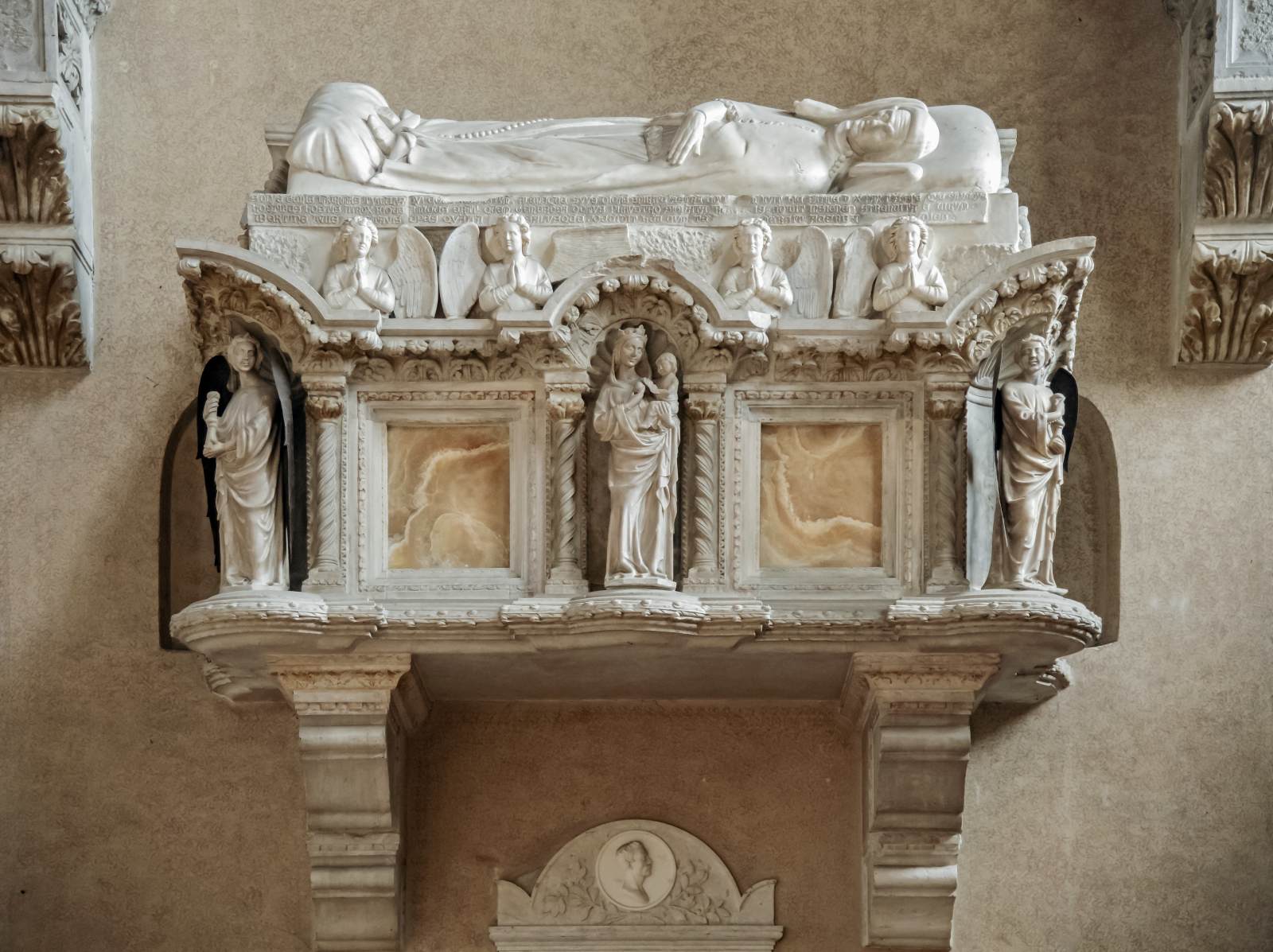 Tomb of Ubertino da Carrara (detail) by SANTI, Andriolo di Pagano de'